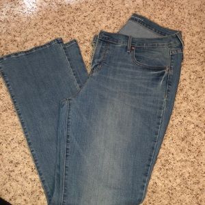 Old navy curvy profile jeans